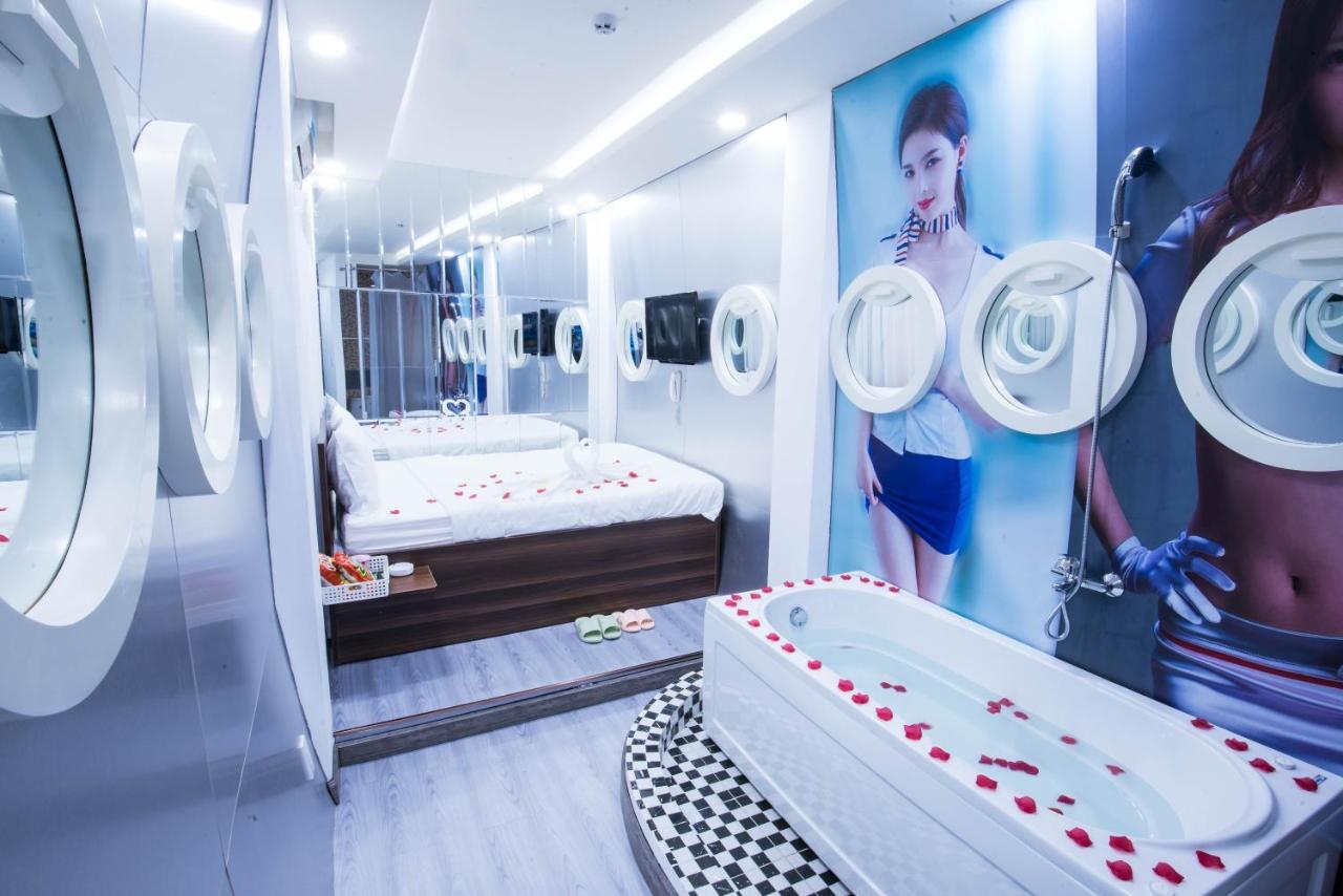 Novia Hotel Хошимин Екстериор снимка